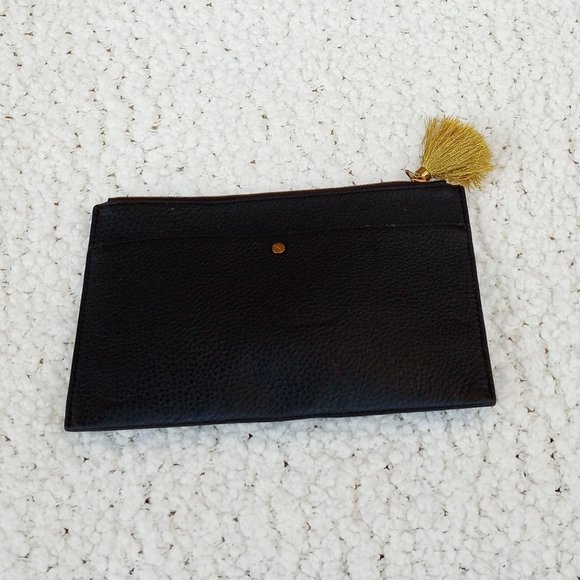 JCREW BLK LEATHER POUCH W/TASSLE - Picture 2 of 7